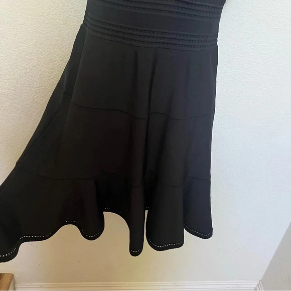 Diane von Furstenberg Perry Sleeveless Fit-and-Flare Dress - Picture 5 of 12